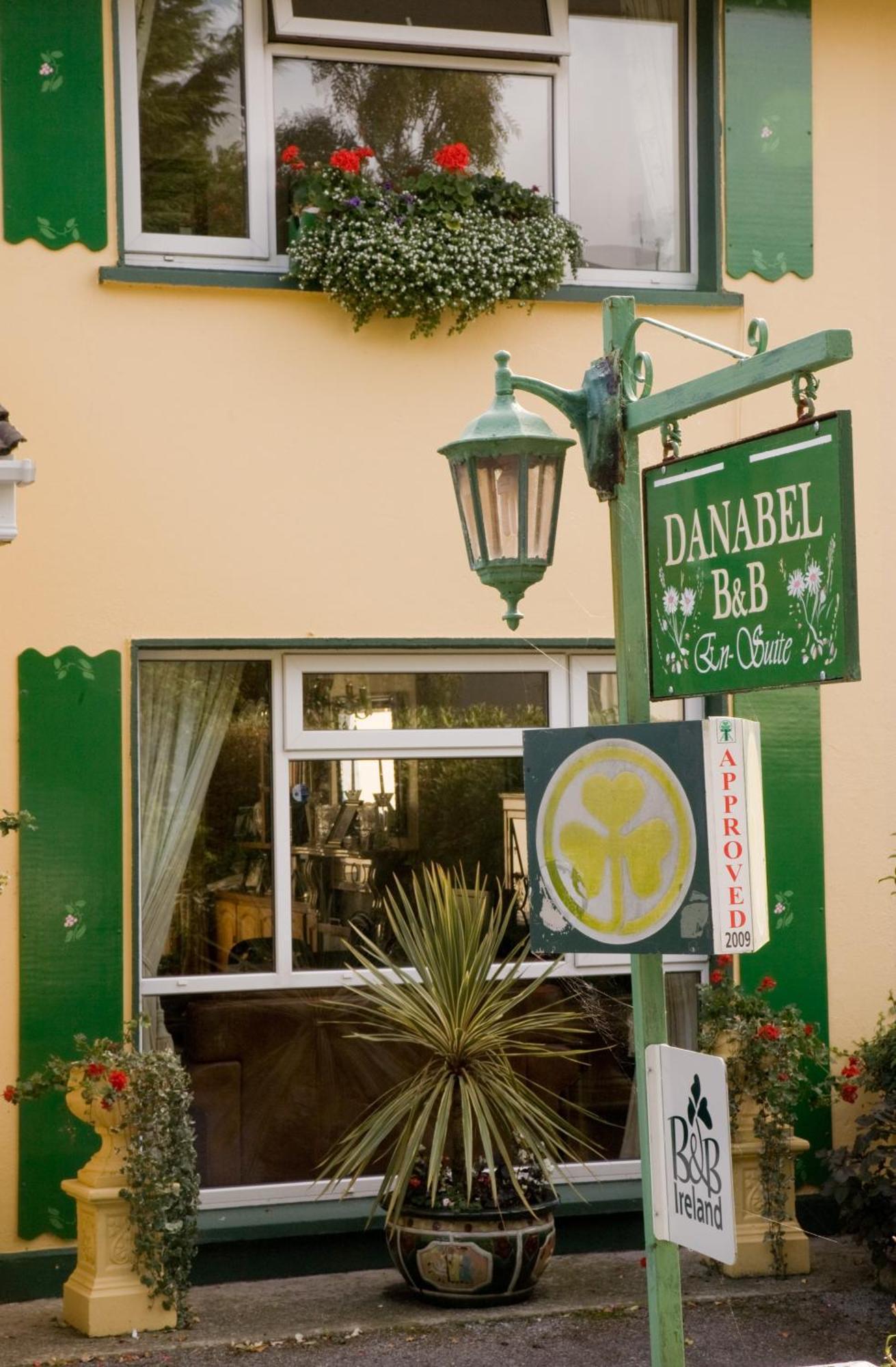 Danabel Hotell Kinsale Exteriör bild